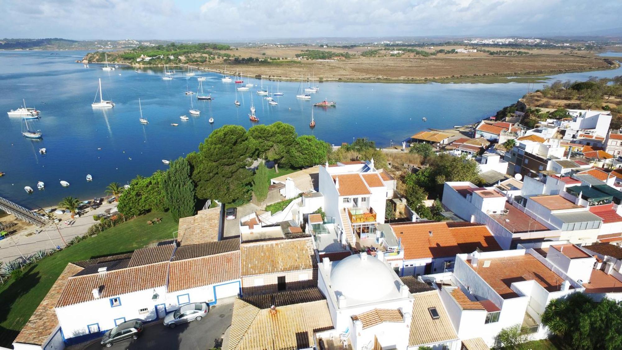 Ria Hostel Alvor Portimão Extérieur photo